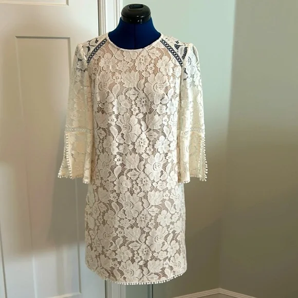 Vince Camuto | Dresses | Ivory Lace Vince Camuto Dress 4 | Poshmark Vince Camuto | Dresses | Ivory Lace Vince Camuto Dress 4 | Poshmark